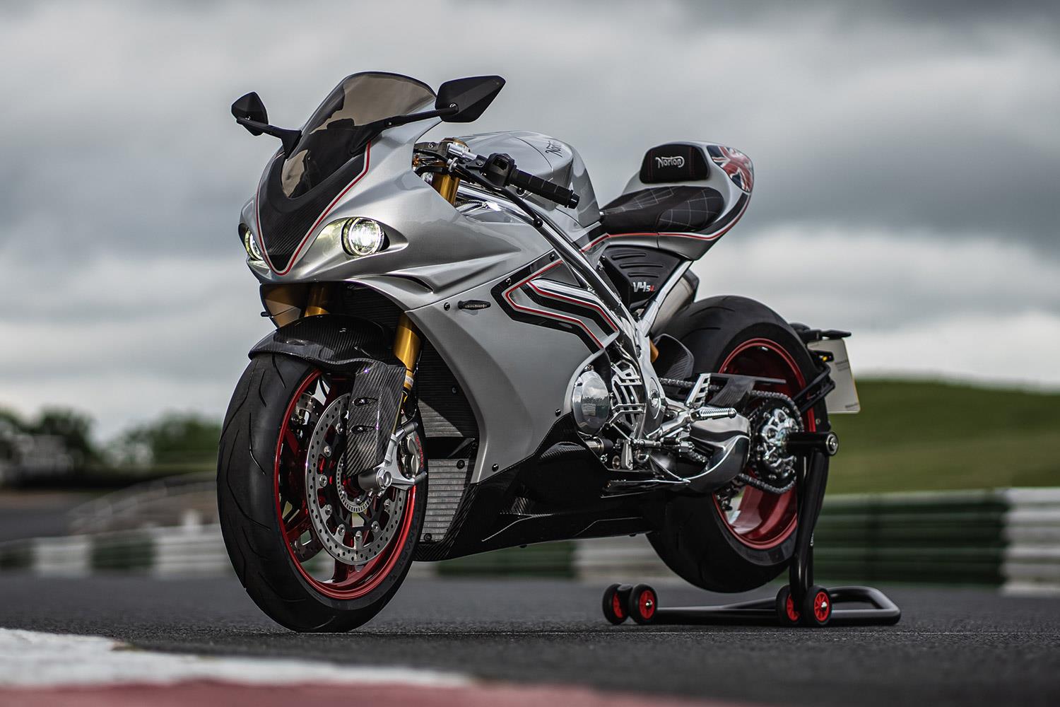 Norton V4SV (2022-2025) review