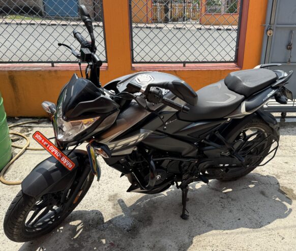 NS 200 FI ABS | 2022 (last) Model | Only 4060 KM