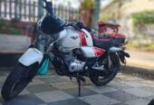Bajaj V15